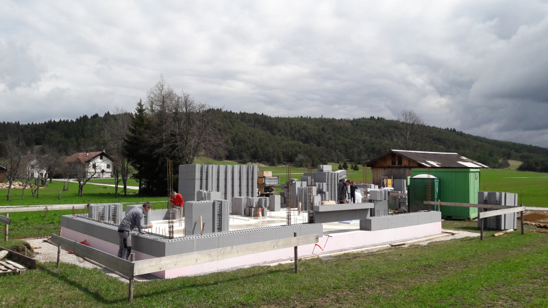 Stene pritličja na Velikih Blokah JUBHome WALL